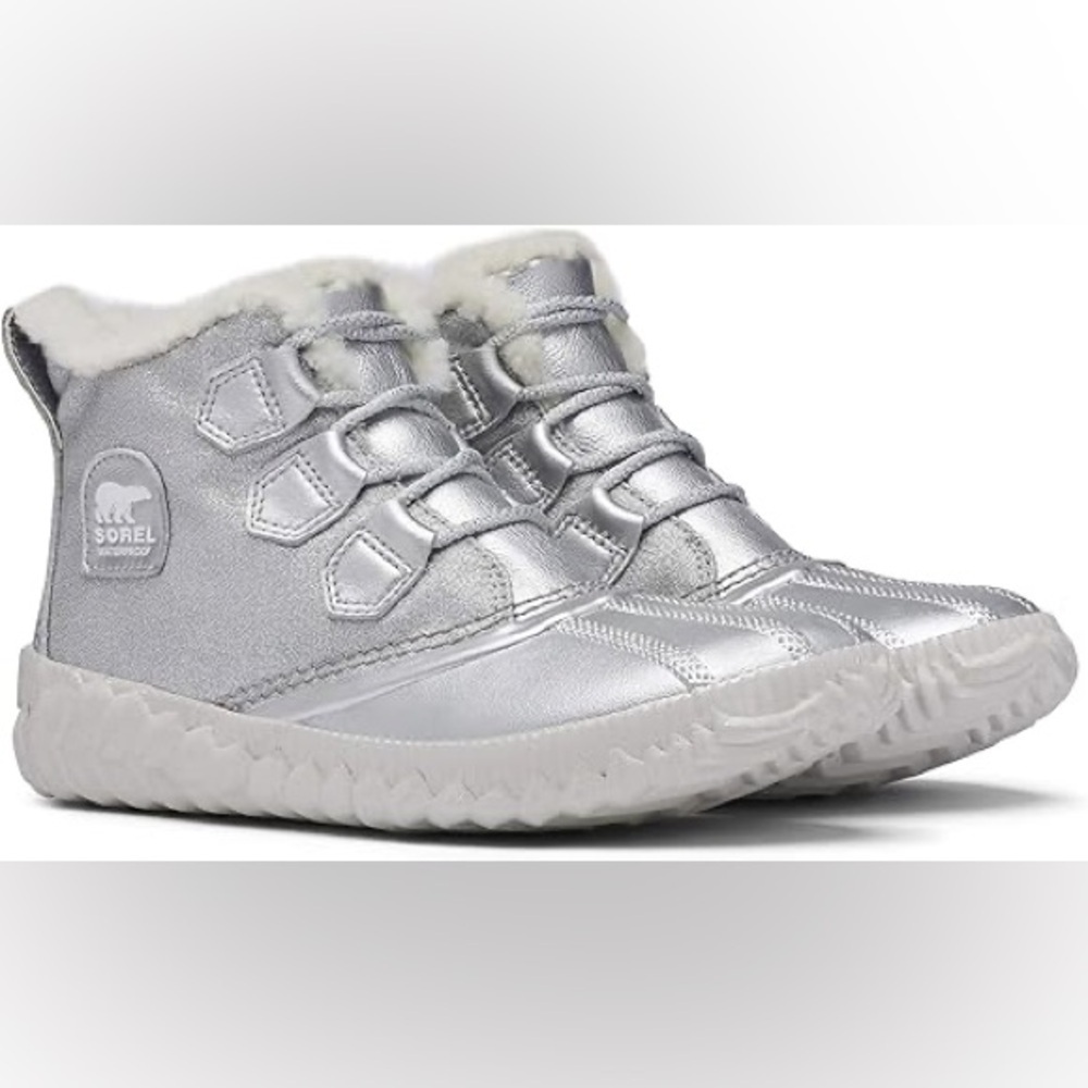 EUC - Sorel Disney Frozen Out ‘N About Faux Fur Lined Boots Size 8